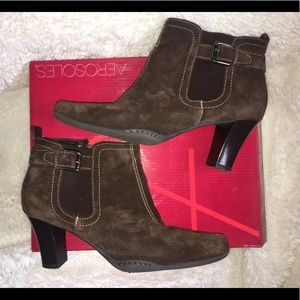 Women’s Dark Brown Booties inside zipper